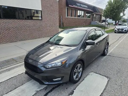 2018 Ford Focus SE FWD photo
