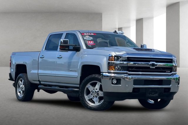 2018 Chevrolet Silverado 2500HD LTZ 4WD photo
