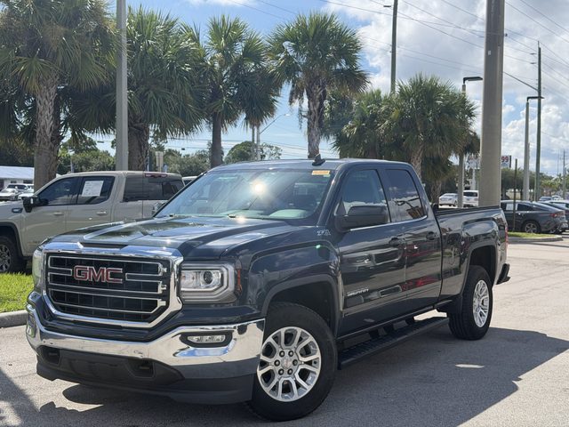 2018 GMC Sierra 1500 SLE 4WD photo