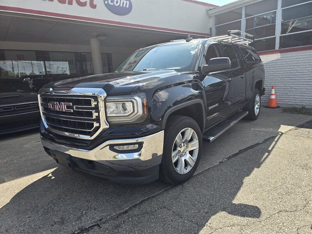 2017 GMC Sierra 1500 SLE 4WD photo