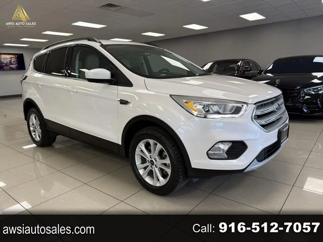 2018 Ford Escape SEL 4WD photo