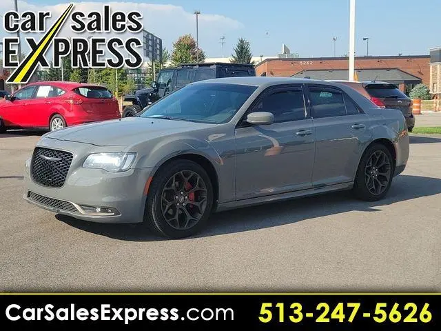 2018 Chrysler 300 300S RWD photo