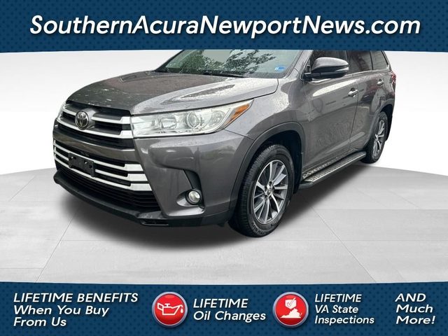 2018 Toyota Highlander XLE AWD photo