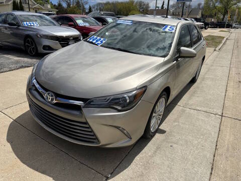 2015 Toyota Camry LE FWD photo