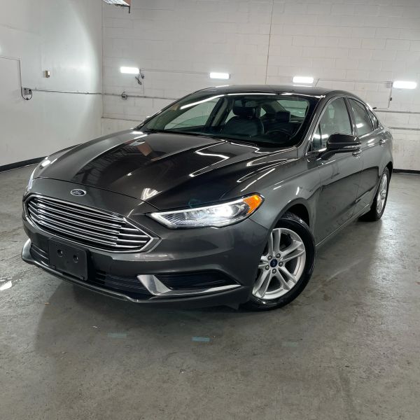 2018 Ford Fusion SE FWD photo