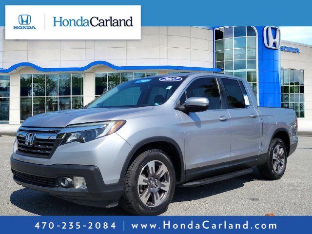 2017 Honda Ridgeline RTL-T FWD photo