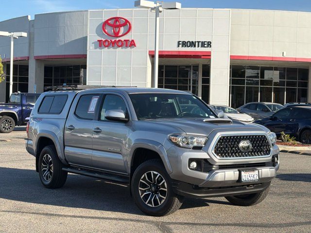 2018 Toyota Tacoma TRD Sport 4WD photo