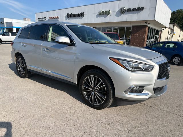 2018 Infiniti QX60  AWD photo