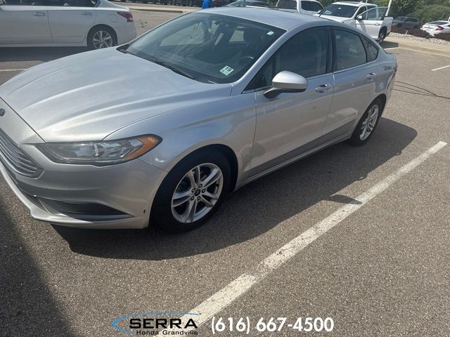 2018 Ford Fusion SE FWD photo