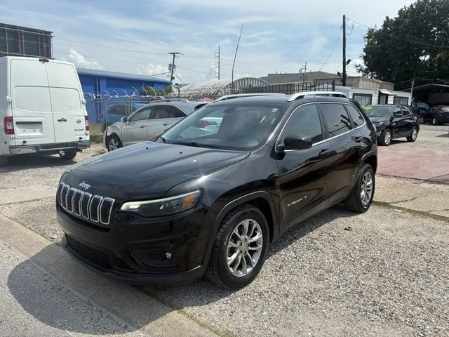 2019 Jeep Cherokee Latitude Plus FWD photo