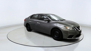 2016 Nissan Sentra S FWD photo