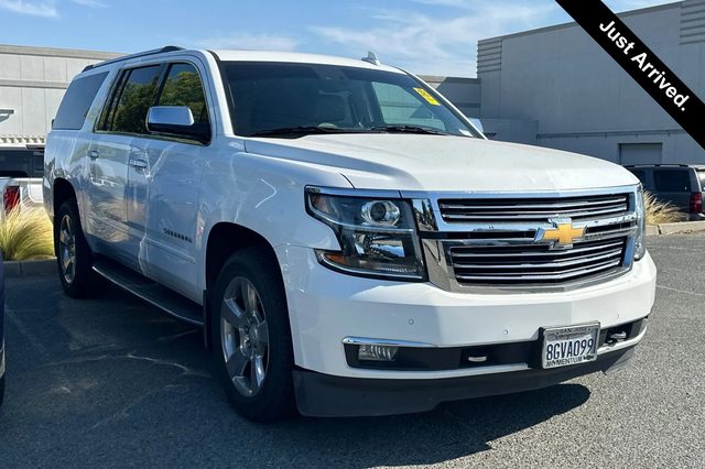 2018 Chevrolet Suburban Premier 4WD photo