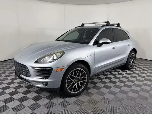 2018 Porsche Macan S AWD photo