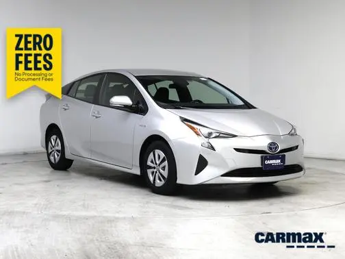 2018 Toyota Prius Three FWD photo