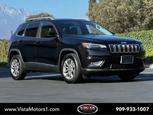 2019 Jeep Cherokee Latitude Plus FWD photo