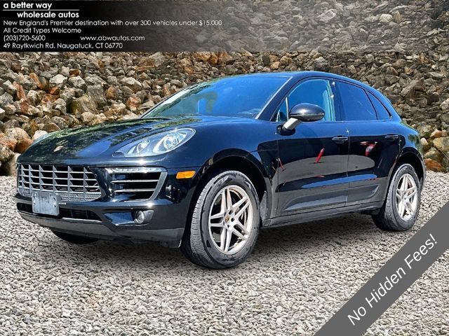 2018 Porsche Macan AWD photo