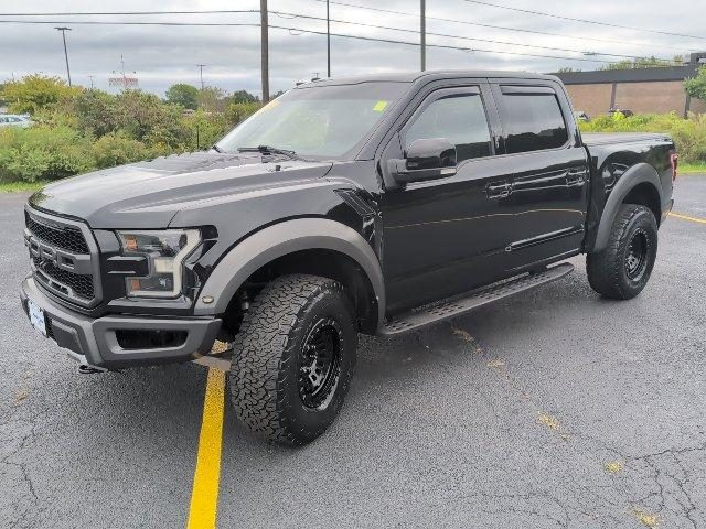 2018 Ford F-150 Raptor 4WD photo