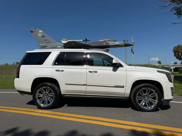 2018 Cadillac Escalade Premium Luxury RWD photo