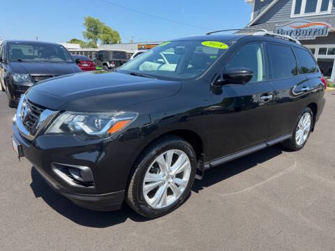 2018 Nissan Pathfinder SL 4WD photo