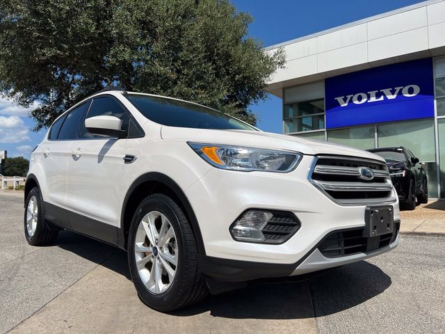 2018 Ford Escape SE FWD photo