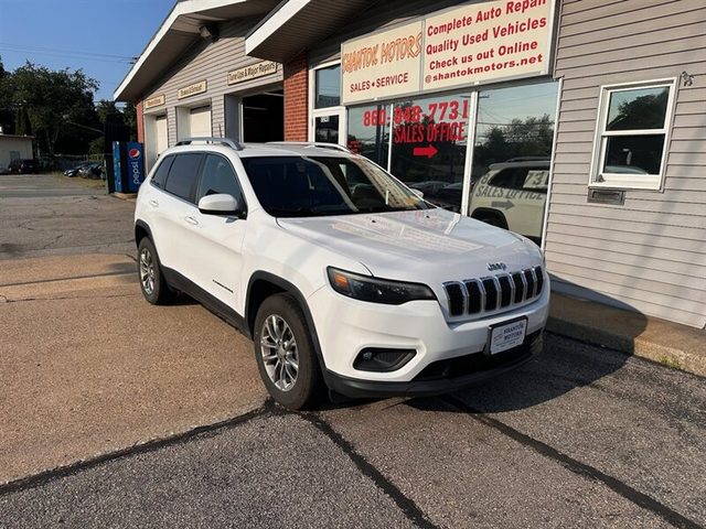2019 Jeep Cherokee Latitude Plus 4WD photo
