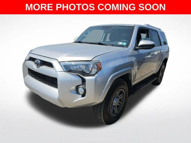 2018 Toyota 4Runner SR5 4WD photo