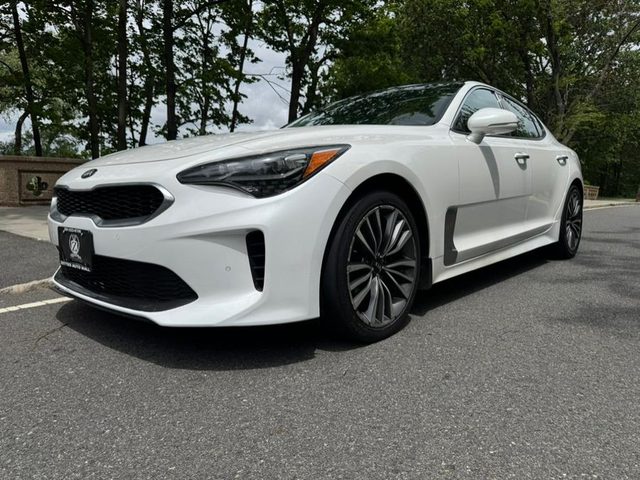 2018 Kia Stinger Premium AWD photo