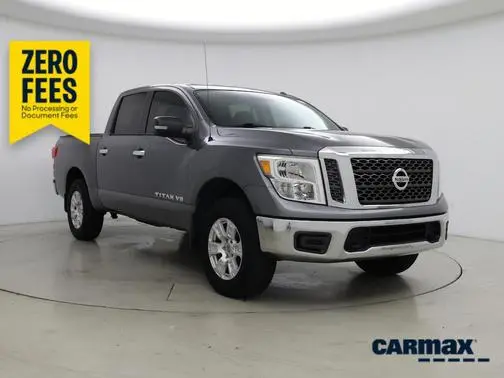 2018 Nissan Titan SV 4WD photo