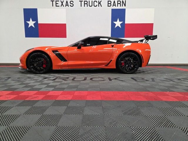 2019 Chevrolet Corvette Z06 1LZ RWD photo